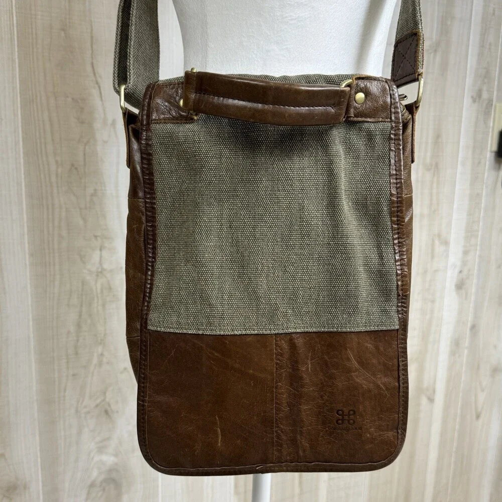 Carraig Donn Ireland Leather /Canvas Front Flap Messenger Shoulder Crossbody Bag